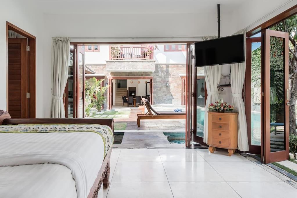 Villa Annecy Seminyak Eksteriør bilde