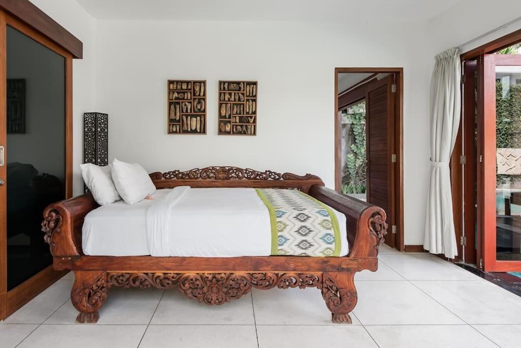 Villa Annecy Seminyak Eksteriør bilde
