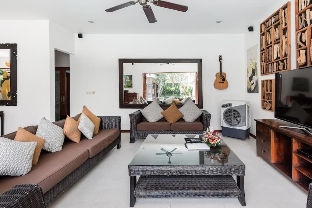 Villa Annecy Seminyak Eksteriør bilde